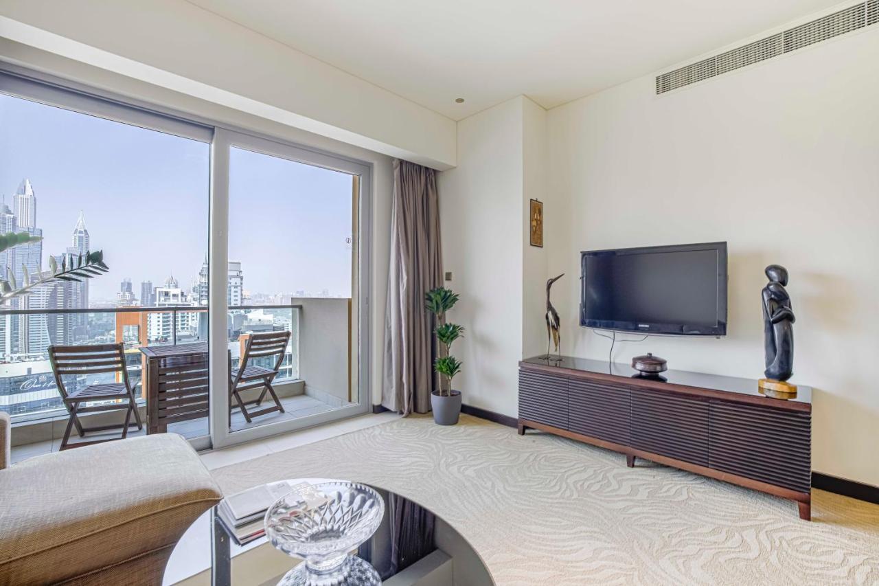 Daniels 1Br At Jw Marriott With Marina View Apartment Dubai Exterior photo